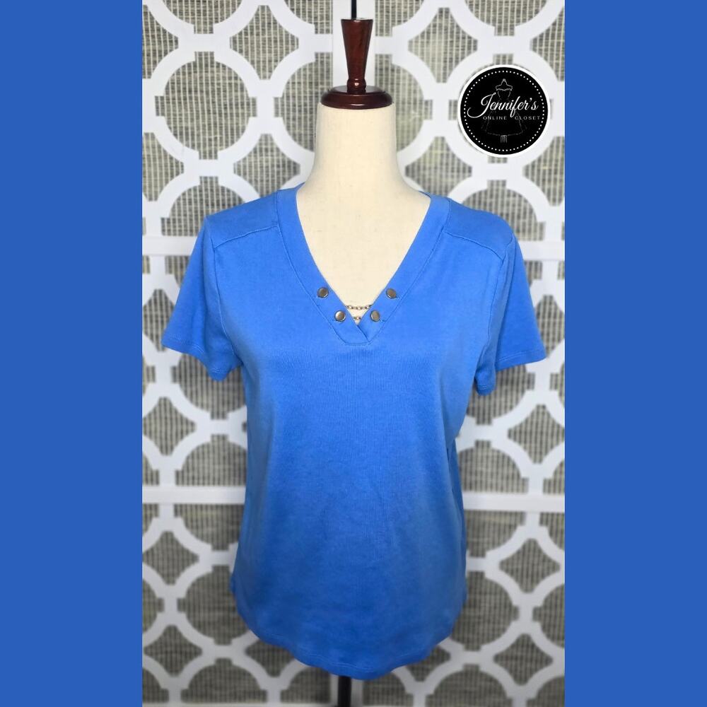 3/$30 Rafaella Blue V-Neck Gold Chain and Button Short Sleeve Knit Top Size PM